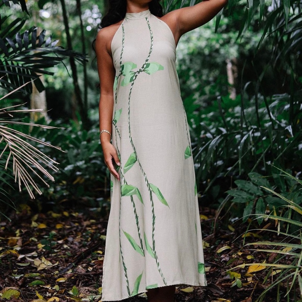 Lexbreezy Iolani Dress